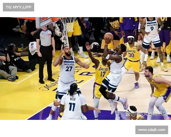 NBA季后赛精彩瞬间:每一场比赛都是传奇 NBA季后赛精彩瞬间:每一场比赛都是传奇