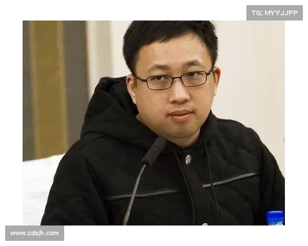于正怒斥王星越工作室“吃里扒外”,扬言清除不忠成员,工作室紧急道歉 于正怒斥王星越工作室“吃里扒外”,扬言清除不忠成员,工作室紧急道歉
